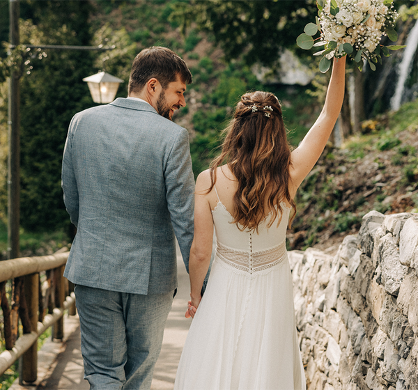 Heiraten am Fels – St. Beatus-Höhlen