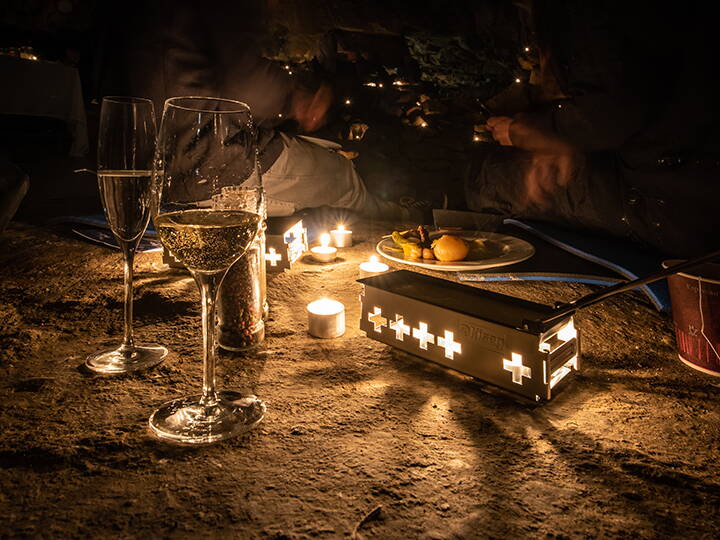 Höhlenraclette bei Kerzenlicht St. Beatushöhlen